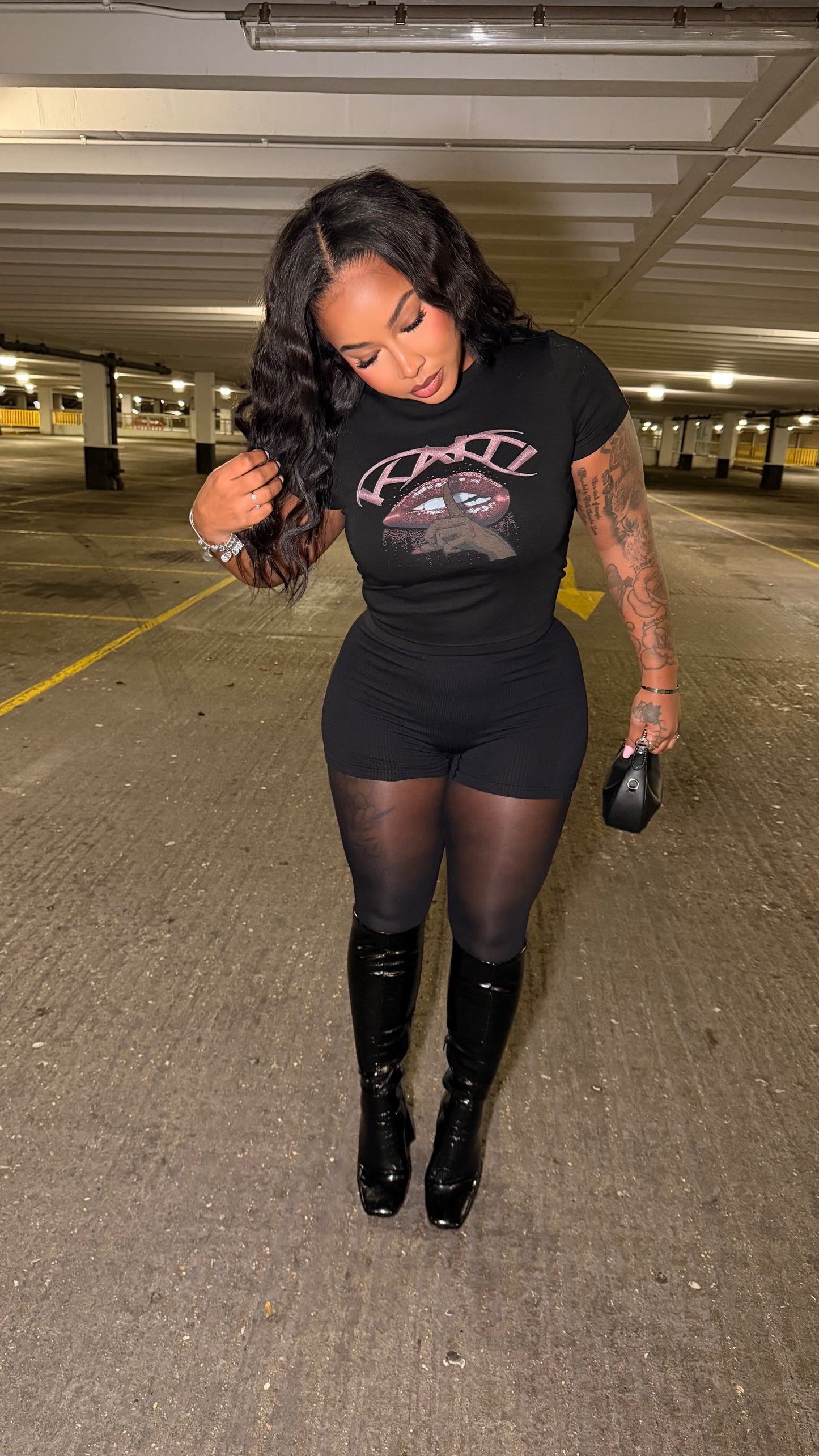 LIPS SEALED BABY TEE